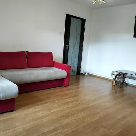 Apartment 3 De Inchiriat *