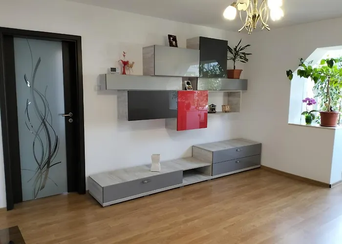 Appartamento 3 De Inchiriat *